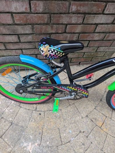 girls bicycle