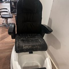 pedicure chair