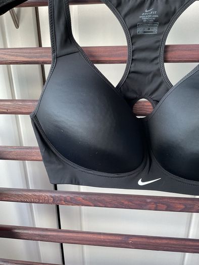 sports Nike black size 38c
