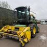 John Deere 6910 Image 5