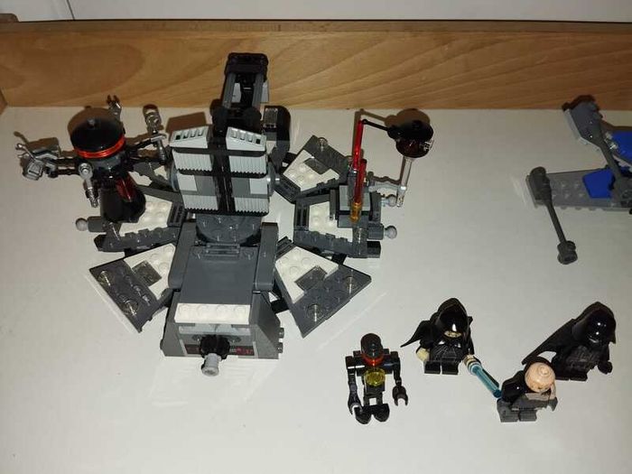 LEGO Star Wars Bundle Sets 75183 and 75297