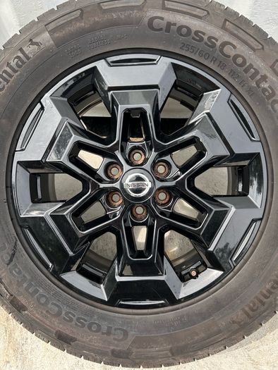 Genuine Nissan Navara 18" Alloy Wheels - Like New
