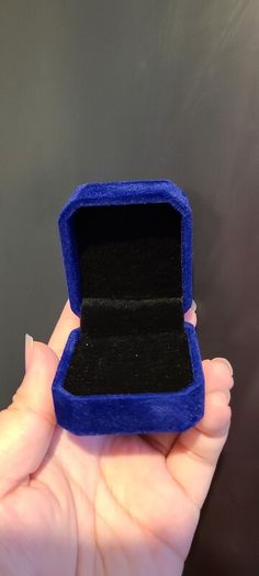 Velvet Ring Box in Royal Blue