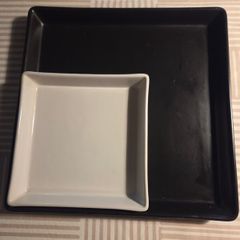 2 square ikea plates black and white