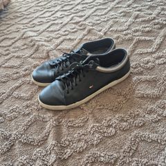 Tommy Hilfiger sneakers