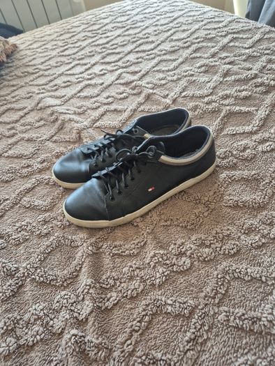 Tommy Hilfiger sneakers