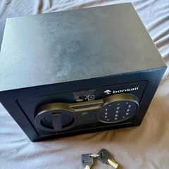 66 Durable Safe and Casbox for sale
