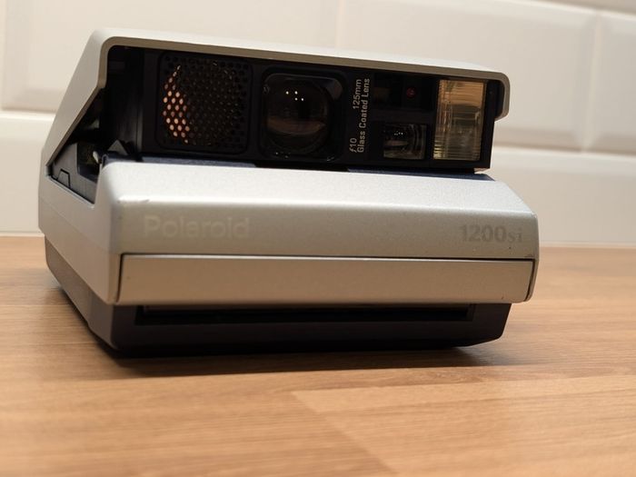 Polaroid 1200si