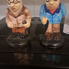 Salt and pepper set