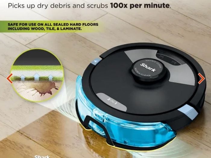 Shark Matrix Plus 2-in-1 Self-Empty Robot Vacuum Mop cleaner