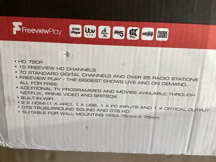 JVC 32 inch LED SMART Television with USB, 2 HDMI, PC Connection port, WIFI connectivity, etc (Boxed / Like New)