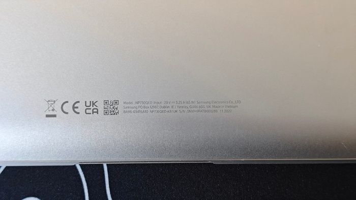 Laptop Samsung NP730QED-KB1UK for Parts / Repair - Water Damage - No SSD