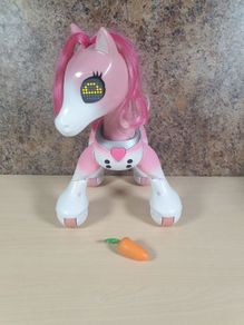 Spin Master Zoomer show pony interactive horse toy with lights and sounds
