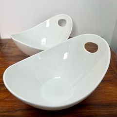 White ceramic serving bowls