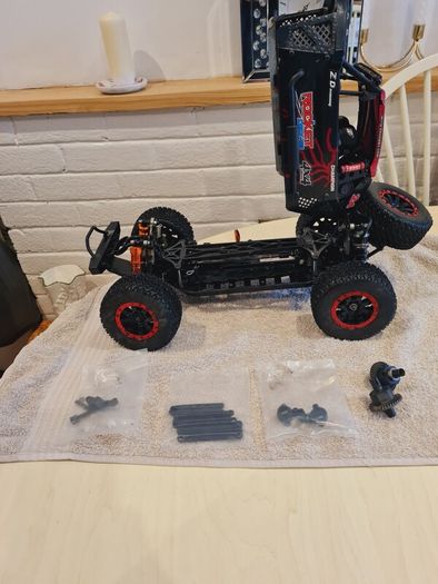 Zd racing dbx 10