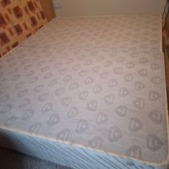 kingsize mattress and divan base collection from Collinstown