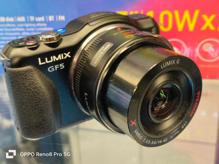 Touch Screen Panasonic LUMIX DMC-GF5K 12.1MP Digital Camera w/ 14-42mm Lens with Intelligent Auto (iA)