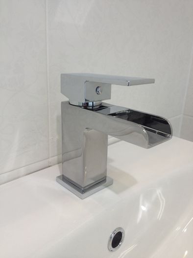 Dream Basin Mixer inc Click Clack Waste