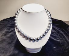 Elegant Ti Sento grey pearl necklace with sparkly decorative clasp