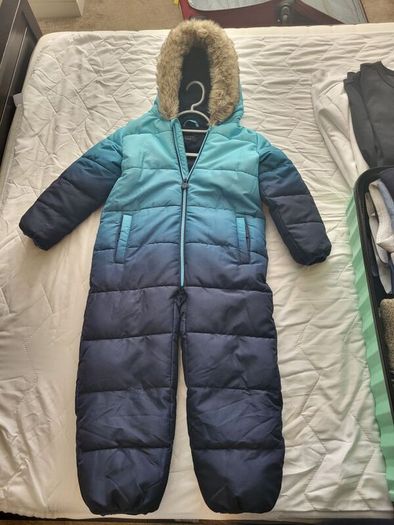 Kids' Snow Suit age 4-5 Like New