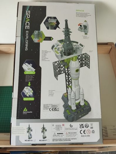 Like new Big Space Exploring Rocket Launch Playset  with Smoke Effects