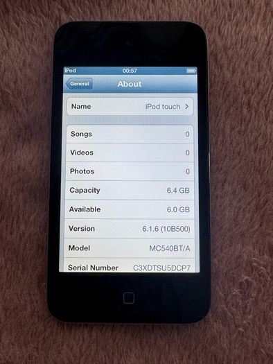 Ipod touch 4th 8 GB