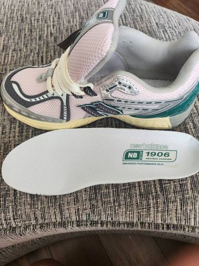 New Balance ladies trainers