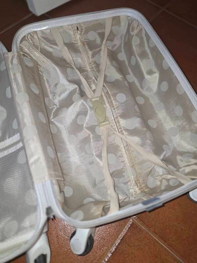 Cabin suitcase