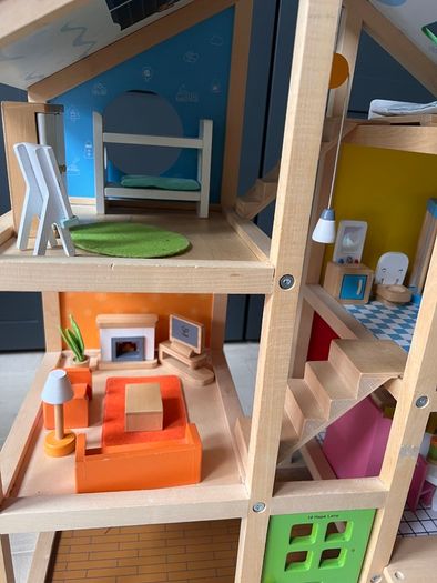 All Season Doll House Fully Furnished Hape