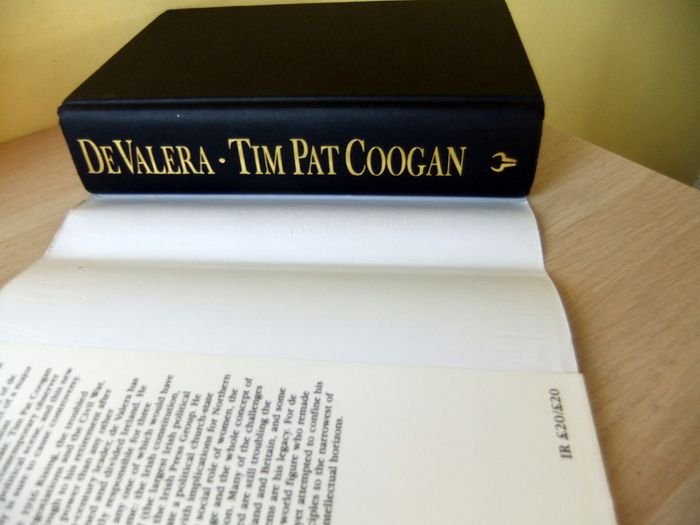 Hard Back Book- De Valera By Tim Pat Coogan
