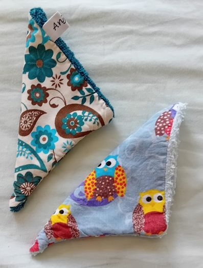 2 Handmade Ice-cream cone holders
