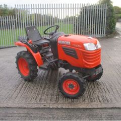 Kubota Compact Diesel Tractor Like New