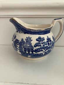 Willow Pattern D Mark Jug 1940s