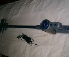hand hoover