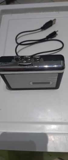Cassette converter + player walkman