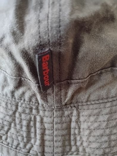 Barbour reversible bucket hat cap size small cotton inside with waxed waterproof outer in very good condition FREE STANDARD POSTAGE INCLUDED