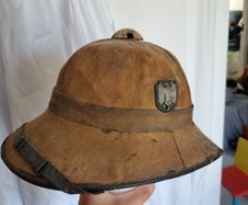 militaria ww2 bits 200E today