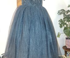 beautiful girl dress