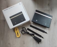B525s-23a 4G router, fully unlocked