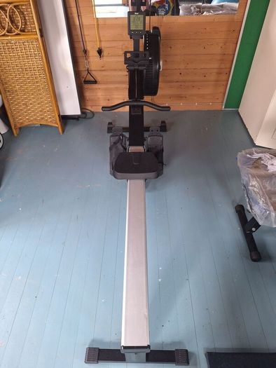 Crivit Rowing machine