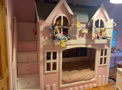 Bunk bed