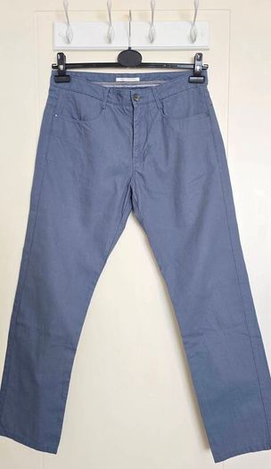 Calvin Klein chinos - 100% cotton size 31"W 30"L