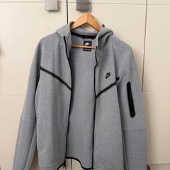 Nike tech fleece hoodie
