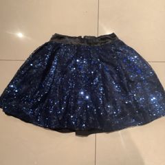 Girls sequinned skirt age 9/10