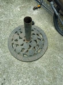 Cast iron Garden umbrella stand
