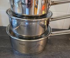 pyrex pot set