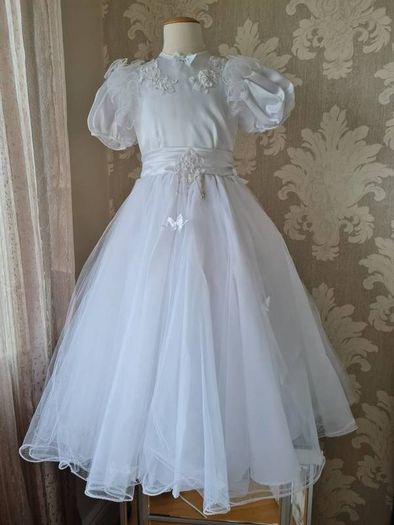 TWINS Cummunion Dresses Beautiful