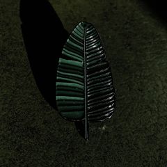 Plant leaf enamel pin