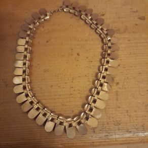 Costume jewellery- necklace
