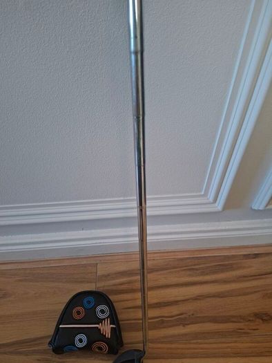 Odyssey Black V-Line White Hot Pro Putter
